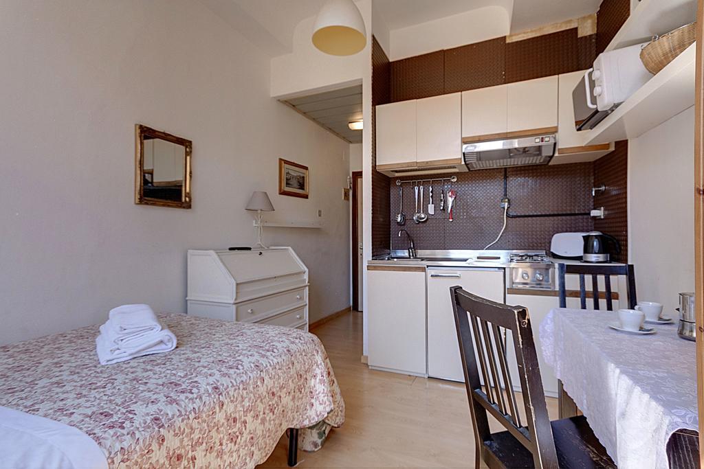 Residenza Castellani Apartment